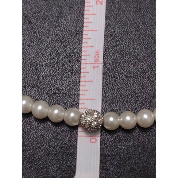 Faux pearl necklace with clear rhinestones 15.5" - Picture 7 of 11